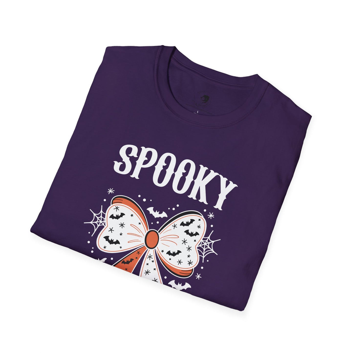 Spooky Mama 4 - Mama Dearest Collection Unisex Softstyle Shirt