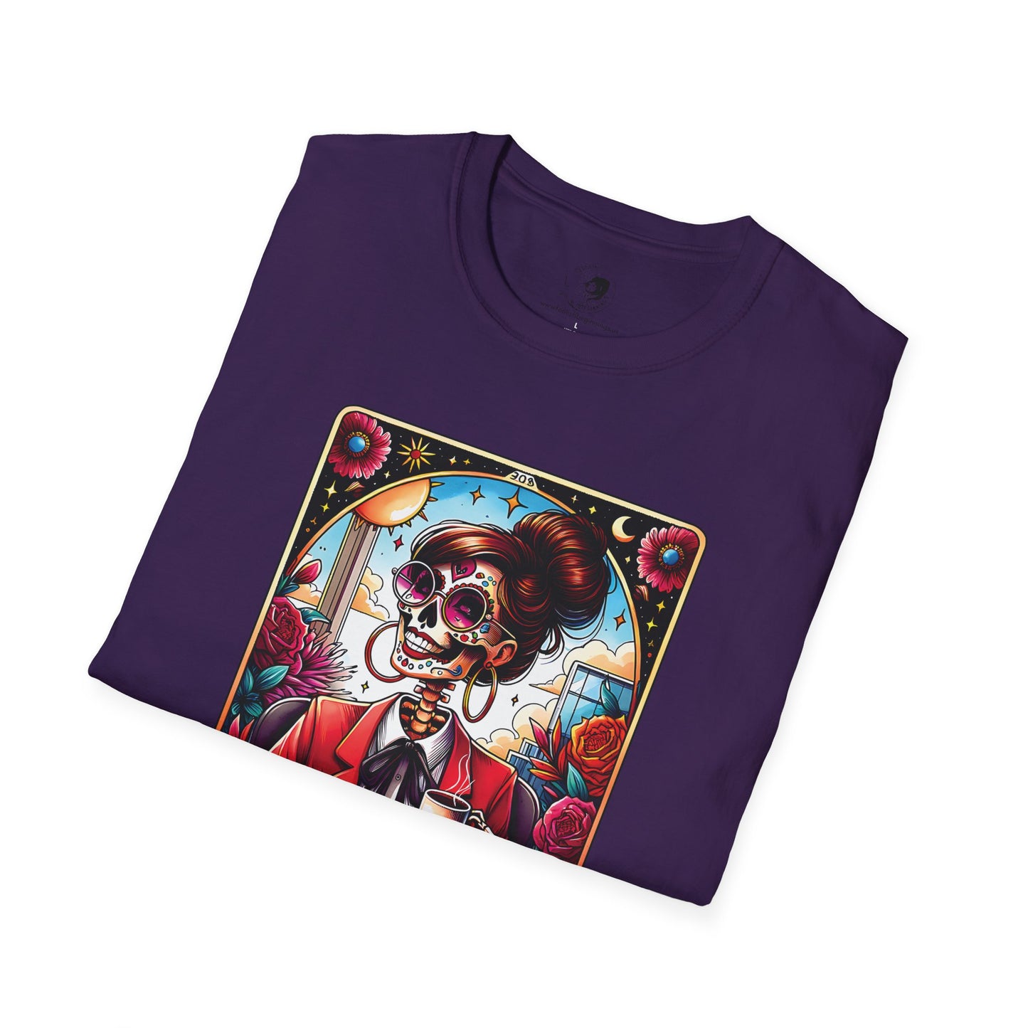 La Jefa - TAROT REEADERS - Tarot Inspired Unisex Softstyle Shirt