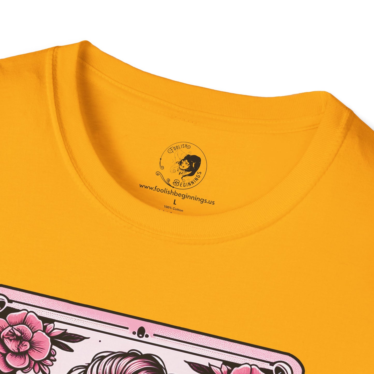 The Mom - Mama Dearest Collection Unisex Softstyle Shirt