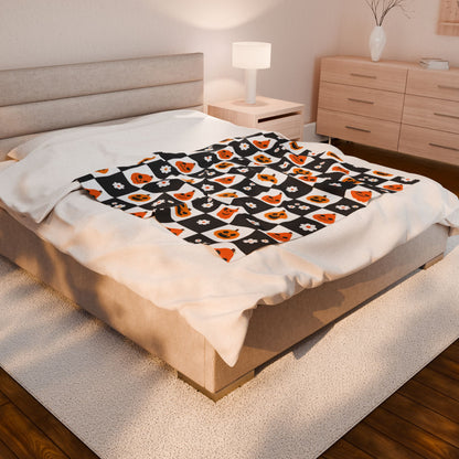 Quilt Pattern Pumpkins and Squash Velveteen Plush Blanket, Cozy Halloween Throw, Soft Blanket for Fall, Cute Home Décor, Perfect Gift for Kids