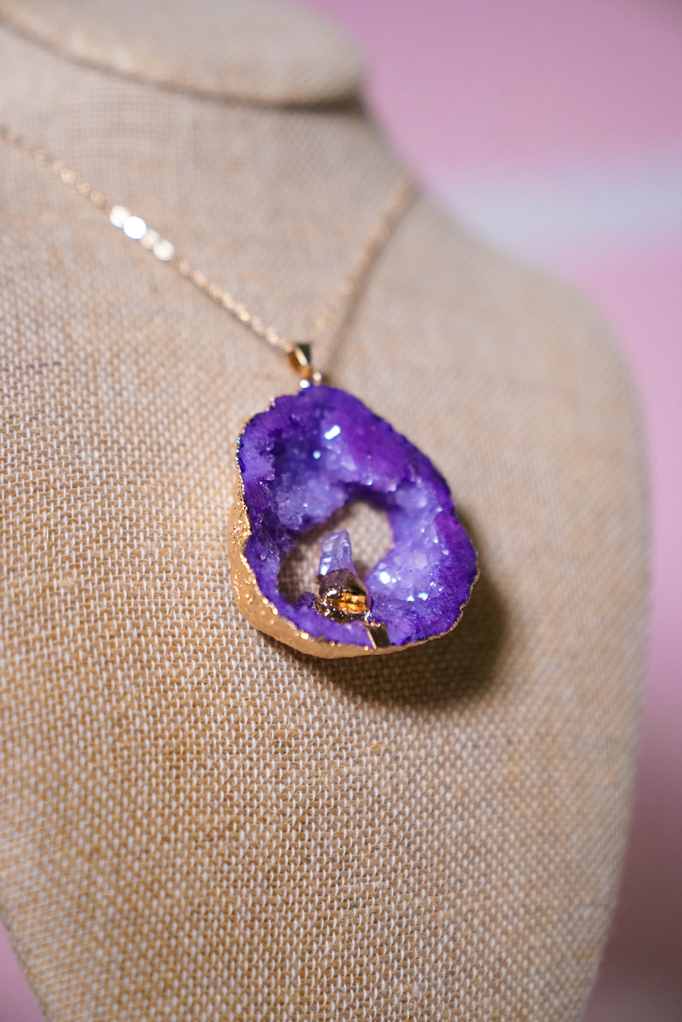 Crystal Cave Agate Hollow Raw Stone Sliced Pendant Necklace